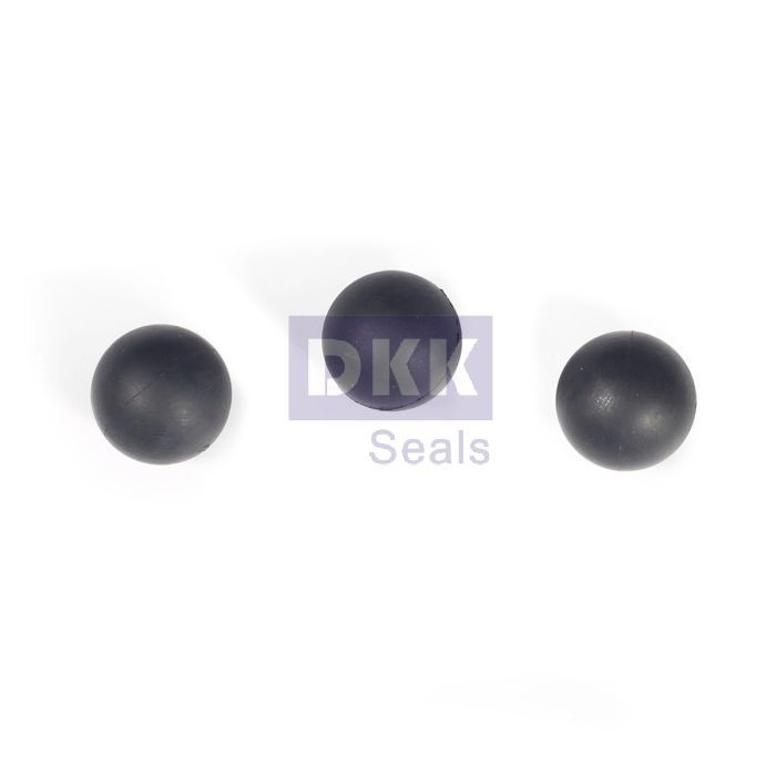 橡膠（jiāo）球（qiú）